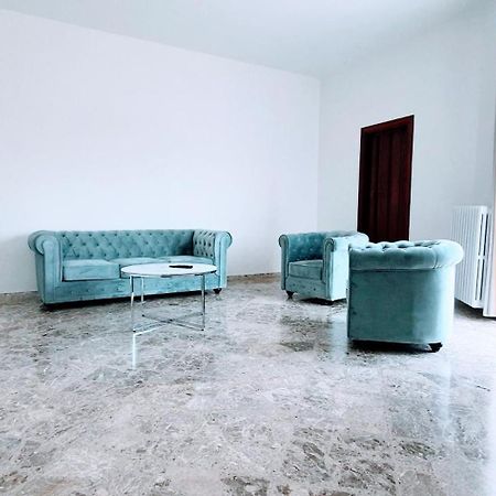Angela'S Apartment. Elegant Two Bedroom House In Irsina Exterior foto